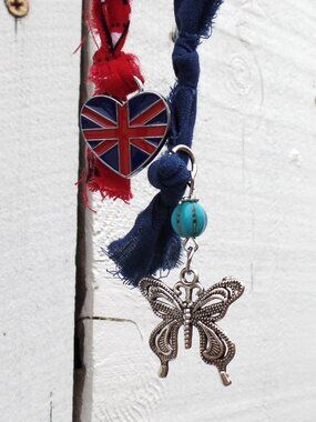 HAND CRAFTED CHARM HAIR TIE CHARM